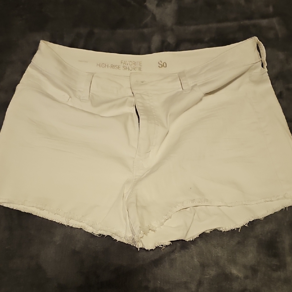 SO Women's Cream High Waist Shorts